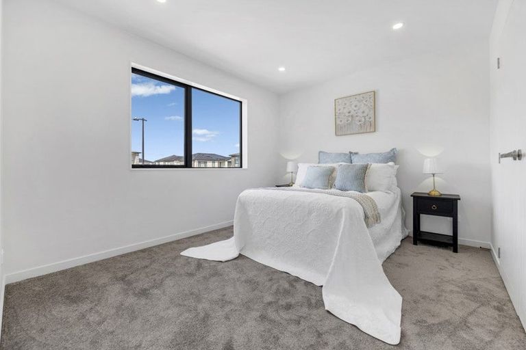 Photo of property in 8 Hing Street, Flat Bush, Auckland, 2019