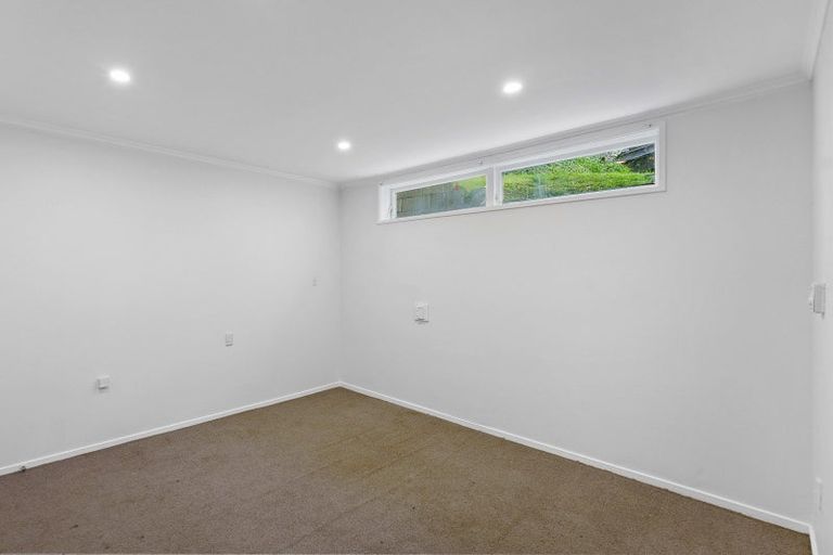 Photo of property in 9 Moana Road, Paraparaumu, 5032