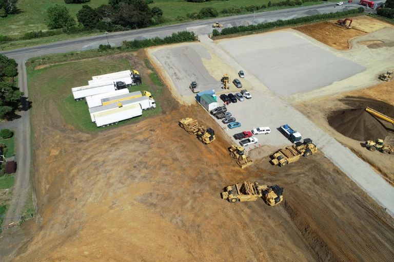 Photo of property in 1159 Great South Road, Runciman, Drury, 2578