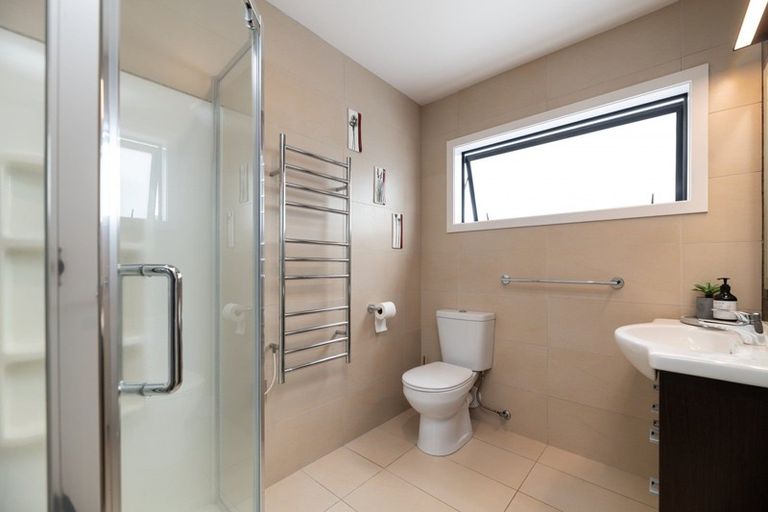 Photo of property in 125b Oceanbeach Road, Mount Maunganui, 3116