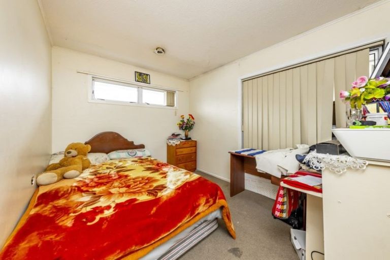 Photo of property in 119 Beaumonts Way, Manurewa, Auckland, 2102