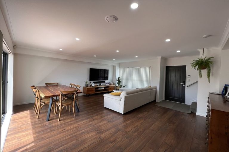 Photo of property in 153b Russell Road, Manurewa, Auckland, 2102