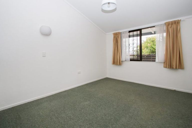 Photo of property in 50 Shakespeare Street, Leamington, Cambridge, 3432