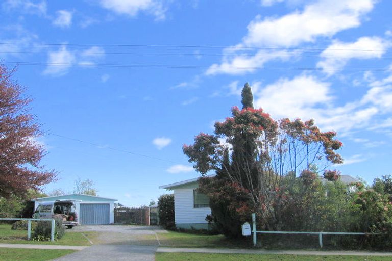 Photo of property in 77 Rainbow Drive, Rainbow Point, Taupo, 3330