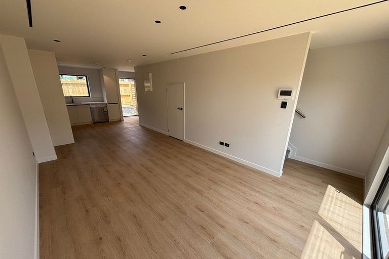 Photo of property in 15 Union Road, Howick, Auckland, 2014