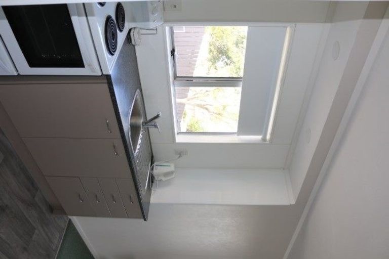 Photo of property in 8 Cargill Grove, Kelvin Grove, Palmerston North, 4414