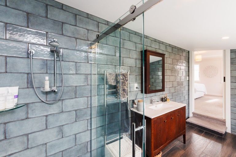 Photo of property in 73 Jickell Street, Hokowhitu, Palmerston North, 4410