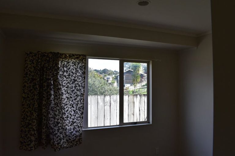 Photo of property in 9/43 Fruitvale Road, New Lynn, Auckland, 0600