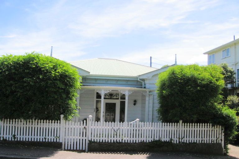 Photo of property in 1 Harrold Street, Highbury, Wellington, 6012