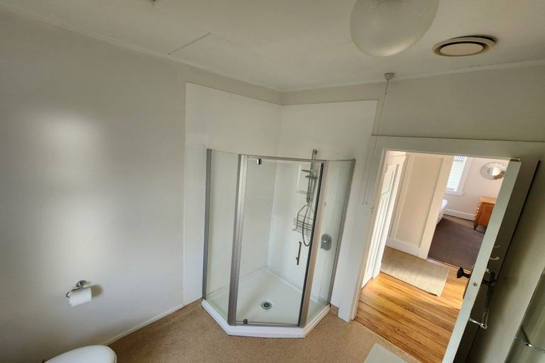 Photo of property in 14 Lake Road, Devonport, Auckland, 0624