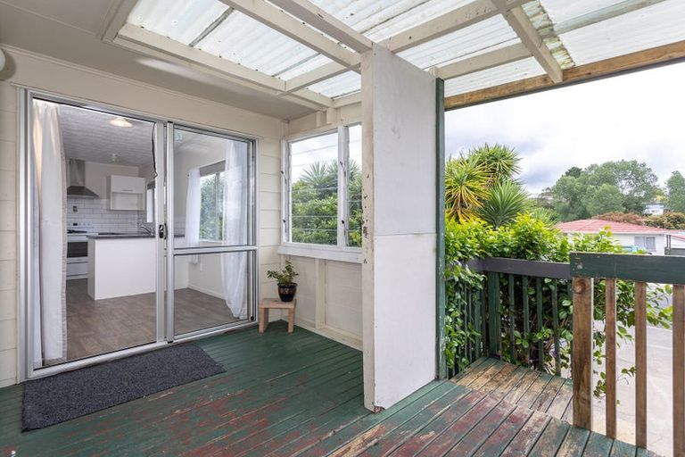 Photo of property in 45 Borich Road, Sunnyvale, Auckland, 0612