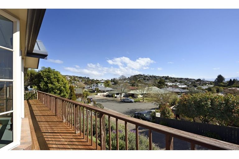 Photo of property in 12 Burrough Place, Enner Glynn, Nelson, 7011