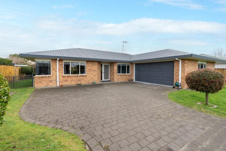 Photo of property in 9 Bouverie Crescent, Flagstaff, Hamilton, 3210