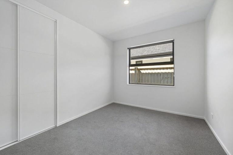 Photo of property in 89 Bill Hammond Drive, Belfast, 8051