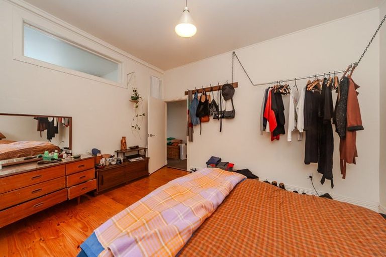 Photo of property in 35 Lawrence Street, Newtown, Wellington, 6021