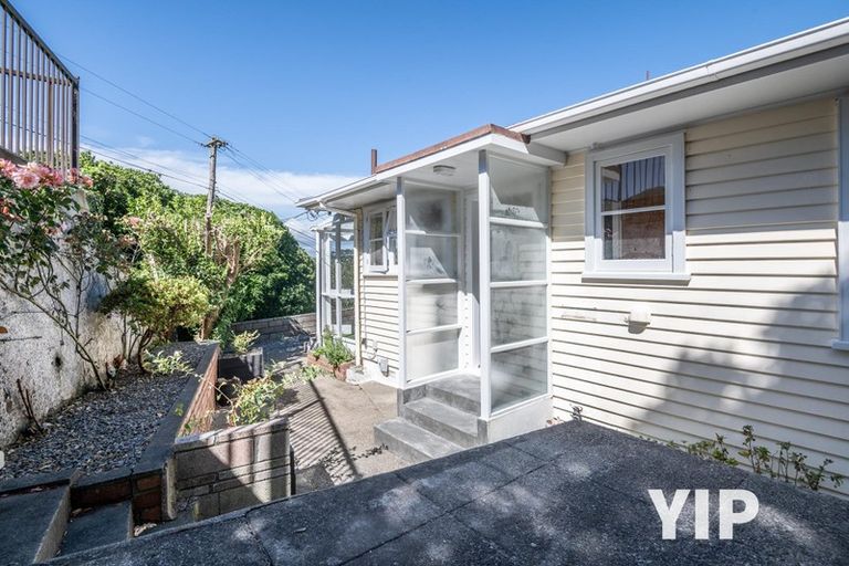 Photo of property in 26 Arapiko Street, Johnsonville, Wellington, 6037