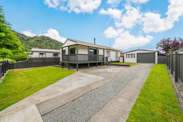 Photo of property in 94 Totara Park Road, Totara Park, Upper Hutt, 5018
