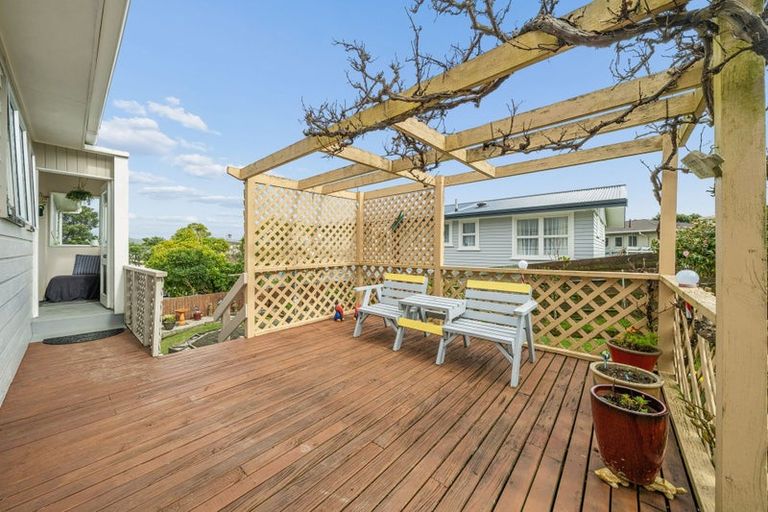 Photo of property in 153 Conclusion Street, Ascot Park, Porirua, 5024