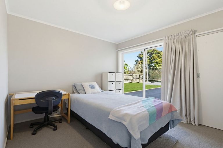 Photo of property in 2 Awatea Terrace, Lynmore, Rotorua, 3010