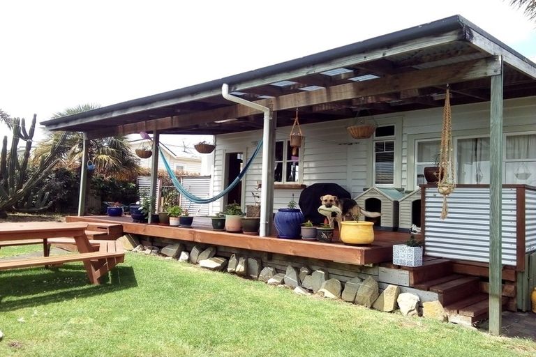 Photo of property in 42 Jellicoe Avenue, Tuakau, 2121