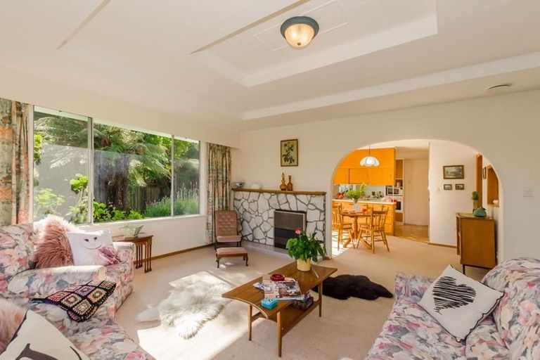 Photo of property in 21 Kohekohe Road, Waikanae, 5036