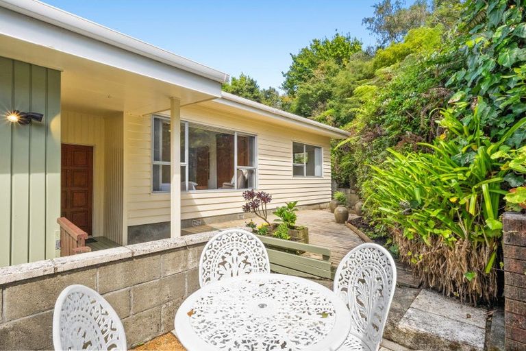 Photo of property in 10 Deller Grove, Silverstream, Upper Hutt, 5019