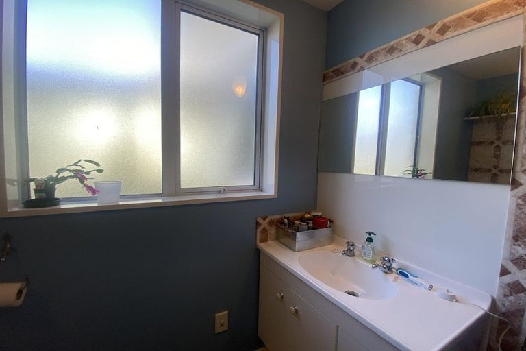 Photo of property in 43 Rountree Street, Upper Riccarton, Christchurch, 8041