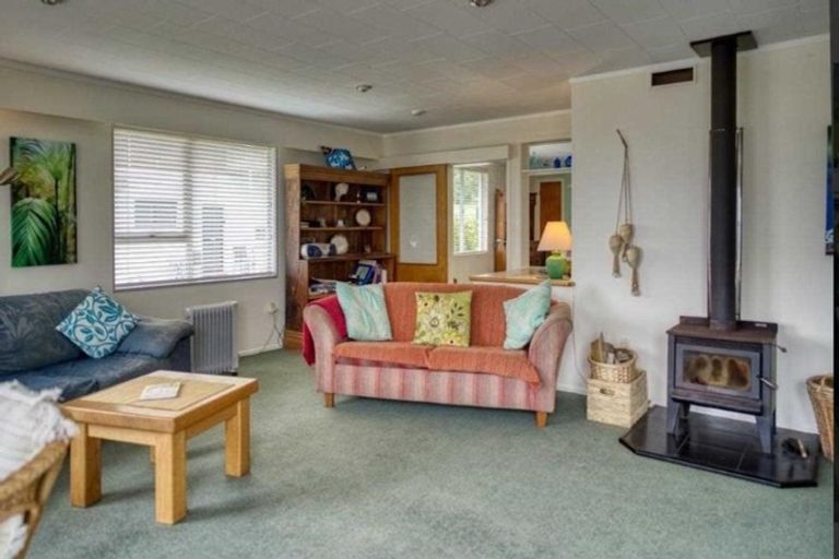 Photo of property in 132 Town Point Road, Maketu, Te Puke, 3189