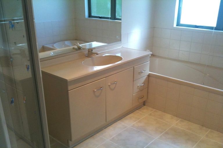 Photo of property in 7a Kingsway, Three Kings, Auckland, 1024