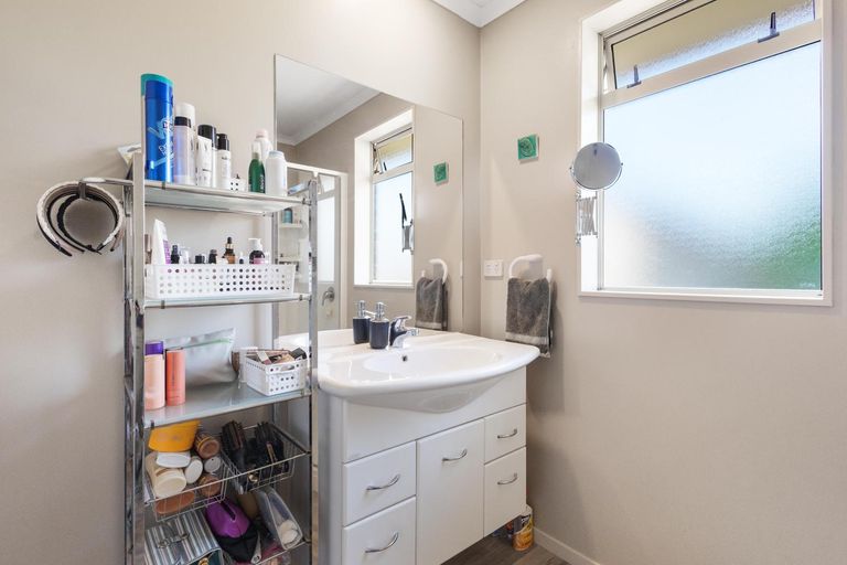 Photo of property in 7 Mirbeck Avenue, Cambridge, 3434