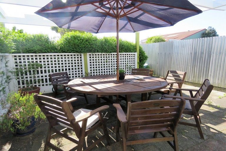 Photo of property in 123 Russell Street, Westport, 7825