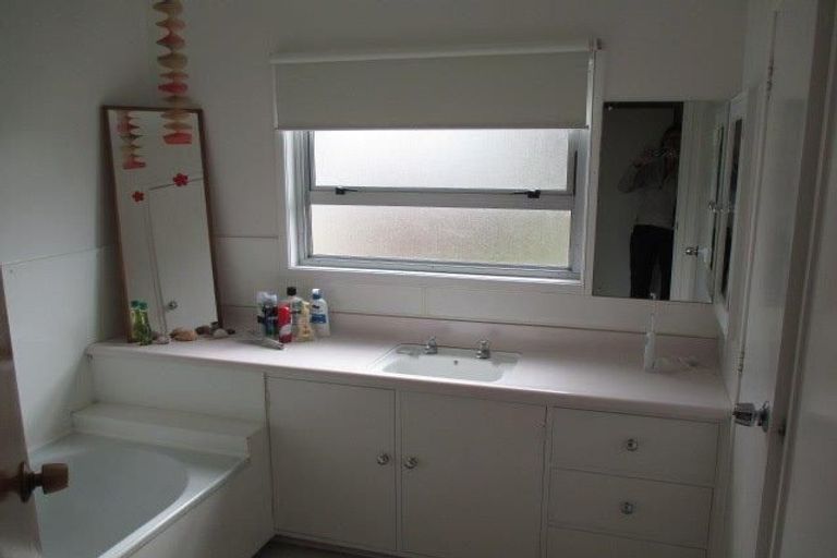 Photo of property in 220 Whirinaki Road, Eskdale, Napier, 4182