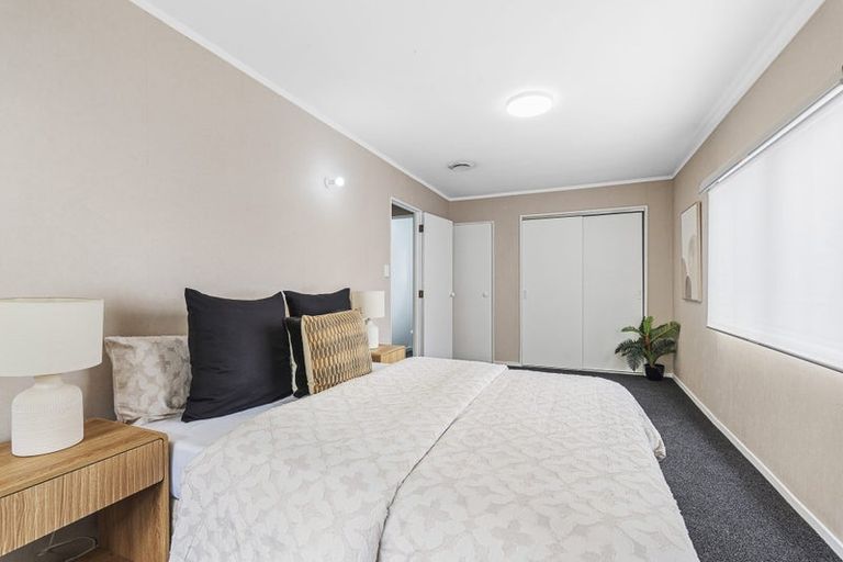 Photo of property in 1/6 Waterloo Place, Westown, New Plymouth, 4310