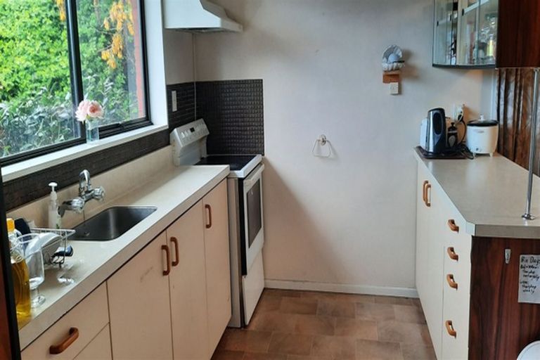 Photo of property in 1/16b Montclare Avenue, Ilam, Christchurch, 8041