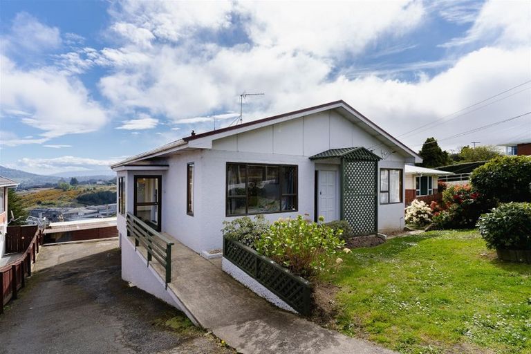 Photo of property in 176 Mornington Road, Kenmure, Dunedin, 9011