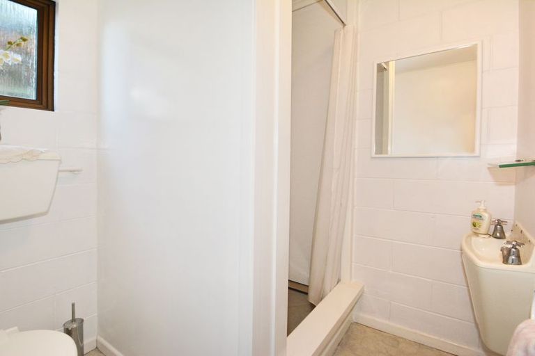 Photo of property in 29 Easther Crescent, Kew, Dunedin, 9012