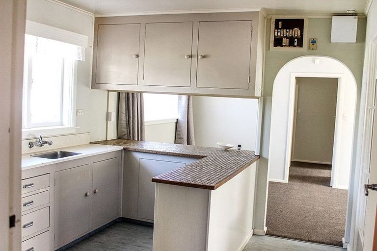 Photo of property in 11 Munro Street, Redwood, Christchurch, 8051