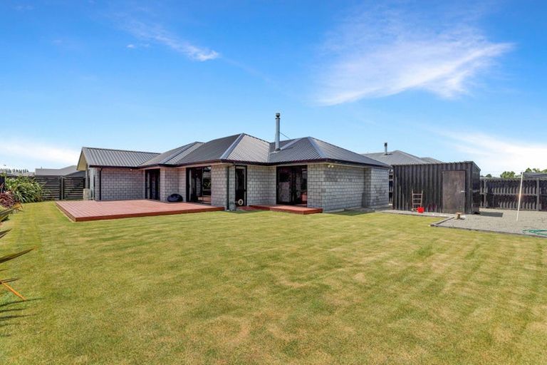 Photo of property in 21 Whiteoak Grove, Tinwald, Ashburton, 7700