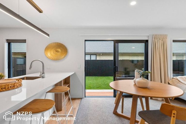 Photo of property in 24 Royal Crescent, Saint Kilda, Dunedin, 9012