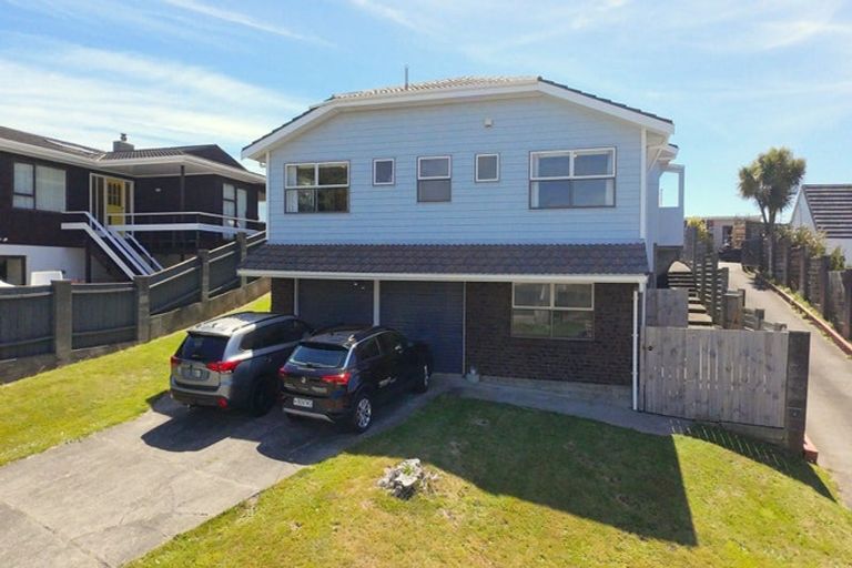 Photo of property in 125 Pope Street, Camborne, Porirua, 5026