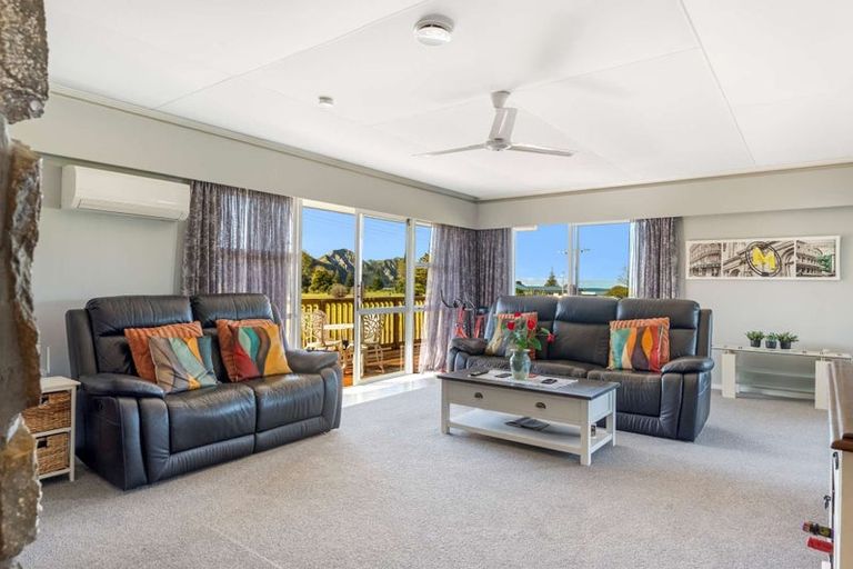 Photo of property in 12 Banks Street, Tolaga Bay, 4077