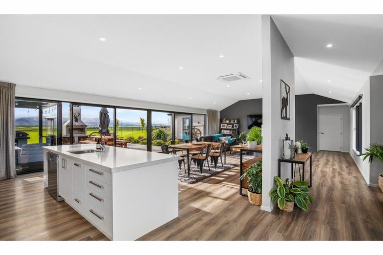 Photo of property in 2864 Lauder-omakau Road, Lauder, Omakau, 9377