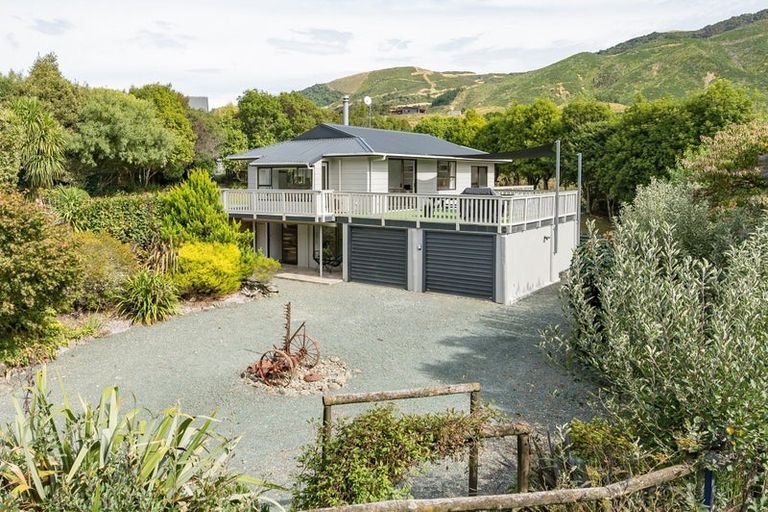 Photo of property in 169 Cable Bay Road, Hira, Nelson, 7071