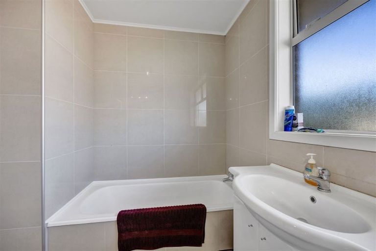 Photo of property in 7 Mccarthy Street, Hawera, 4610