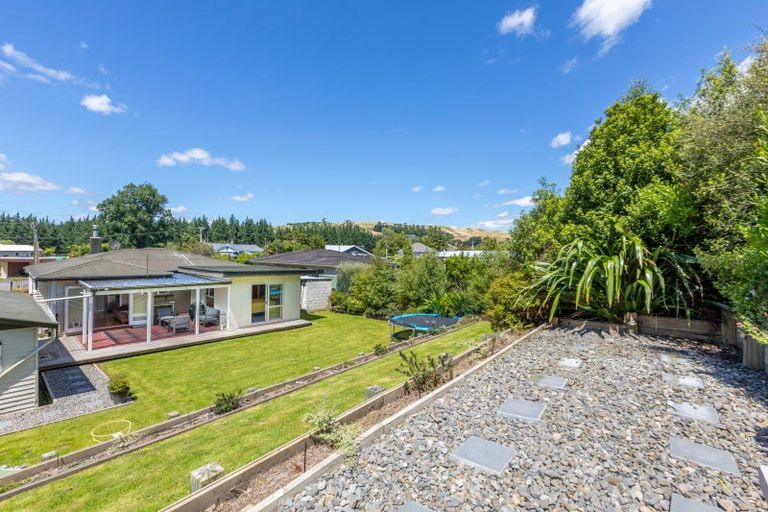 Photo of property in 4 Waverley Street, Waipawa, 4210