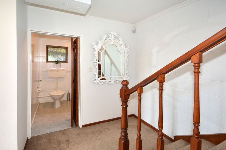 Photo of property in 29 Easther Crescent, Kew, Dunedin, 9012