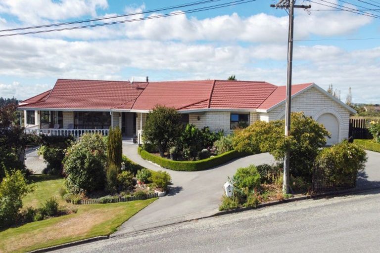 Photo of property in 10 Kyber Street, Pleasant Point, 7903