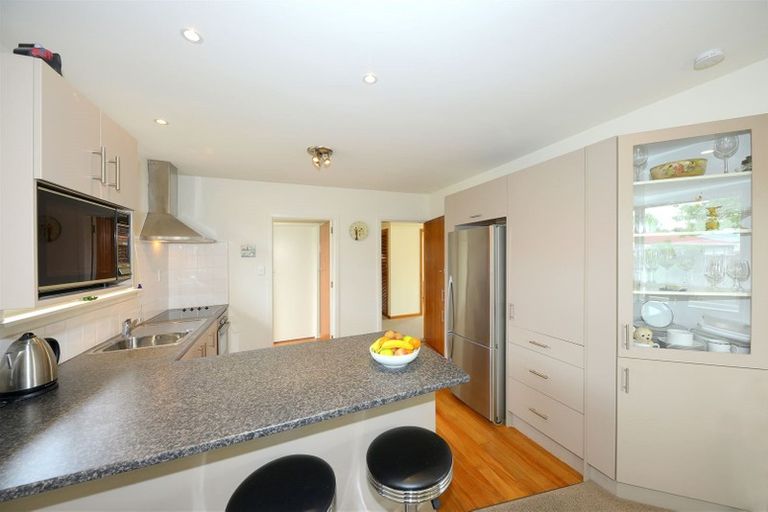 Photo of property in 12 Longmuir Street, Ilam, Christchurch, 8041