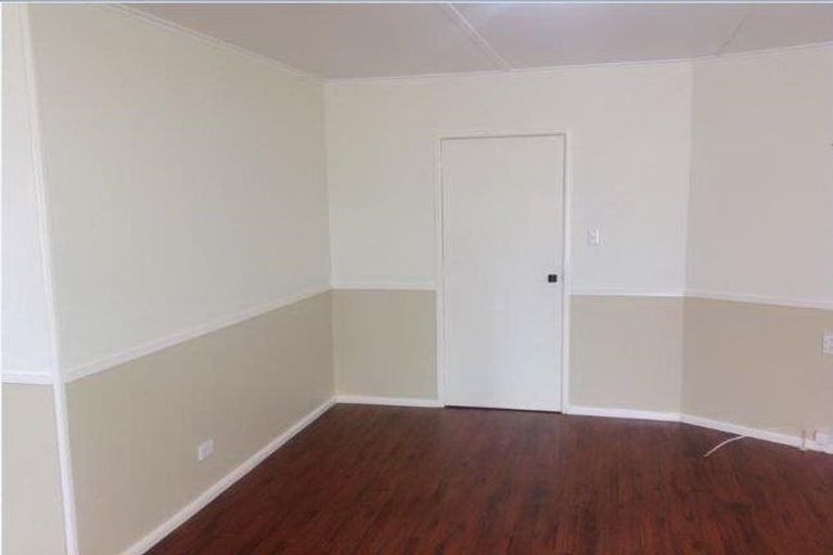 Photo of property in 17 Doctors Hill Road, Maungaturoto, 0520