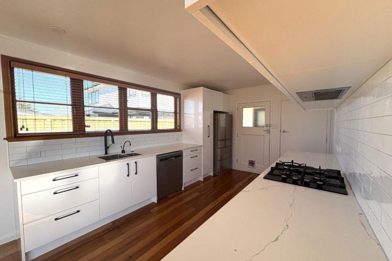 Photo of property in 140 Clarkin Road, Fairfield, Hamilton, 3214